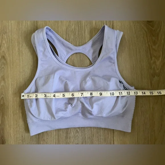 FRESOUGHT ENGINERY Purple Seamless Workout Set NWOT - Picture 4 of 12